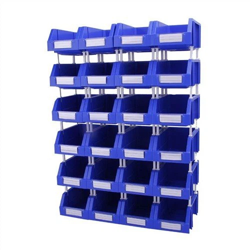 Étagères avec bacs en plastique